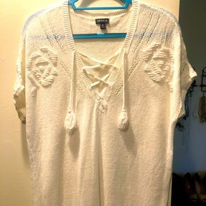 Light weight short sleeve sweater